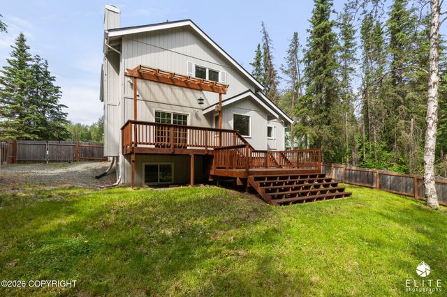 18631 Little Cape Circle, Eagle River, AK 99577