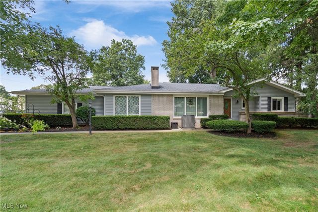 2595 Sand Run Pky, Fairlawn, OH 44333