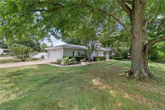 2595 Sand Run Pky, Fairlawn, OH 44333