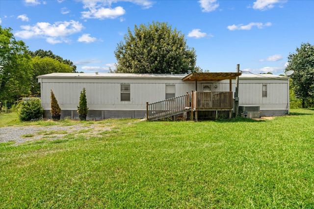 1506 Meadowlark Drive NE, Dalton, GA 30721