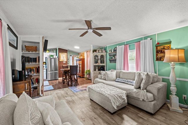 1506 Meadowlark Drive NE, Dalton, GA 30721