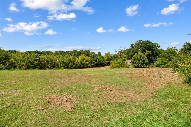 1506 Meadowlark Drive NE, Dalton, GA 30721