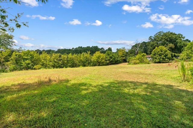 1506 Meadowlark Drive NE, Dalton, GA 30721