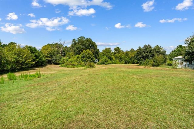 1506 Meadowlark Drive NE, Dalton, GA 30721