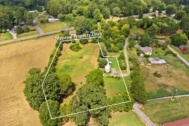 1506 Meadowlark Drive NE, Dalton, GA 30721