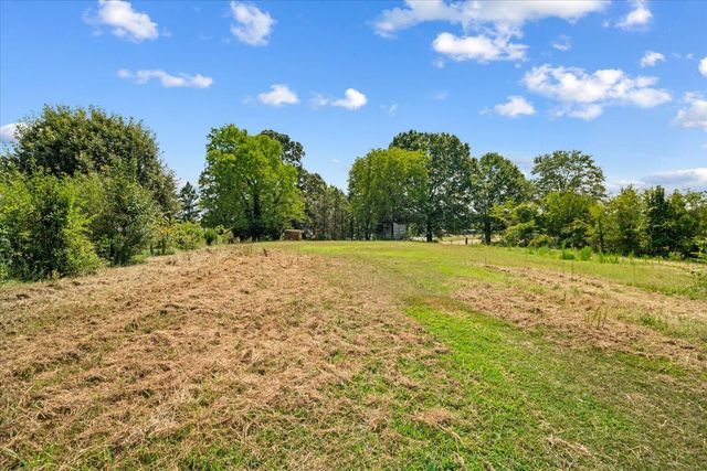 1506 Meadowlark Drive NE, Dalton, GA 30721