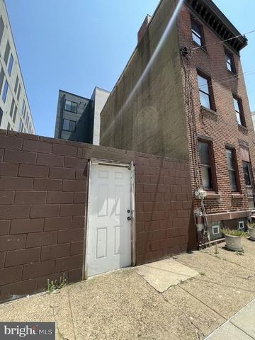 1137-39 E DUNTON ST, Philadelphia, PA 19123