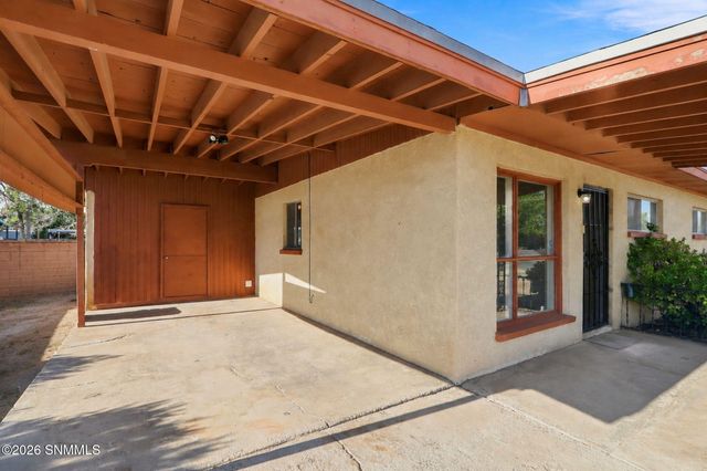 815 Montana Avenue, Las Cruces, NM 88001