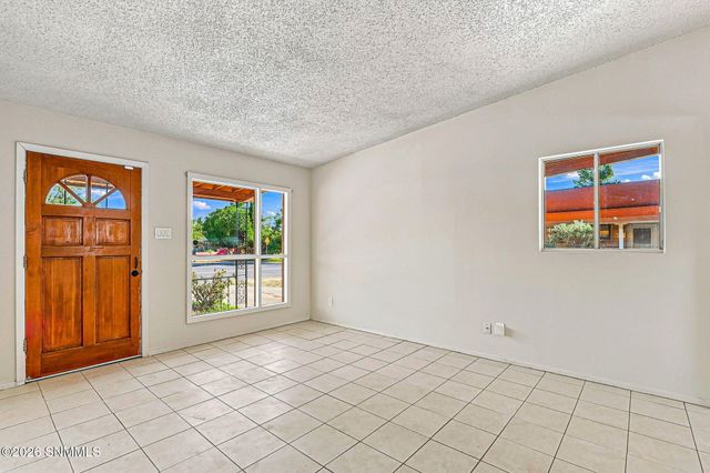 815 Montana Avenue, Las Cruces, NM 88001
