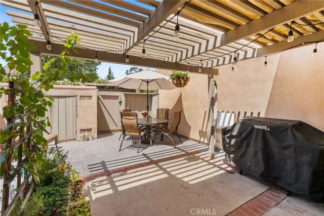 101 W Riverdale Avenue 60, Orange, CA 92865