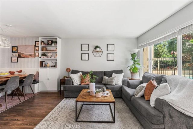 101 W Riverdale Avenue 60, Orange, CA 92865