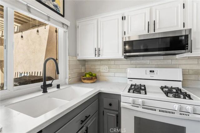 101 W Riverdale Avenue 60, Orange, CA 92865