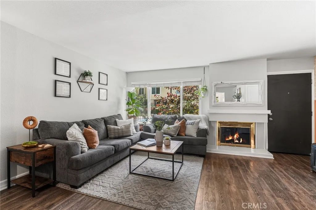 101 W Riverdale Avenue 60, Orange, CA 92865