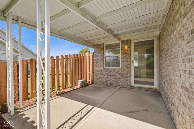 7947 Bentley Commons Drive, Indianapolis, IN 46259