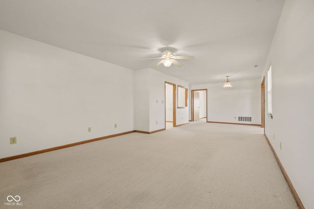 7947 Bentley Commons Drive, Indianapolis, IN 46259