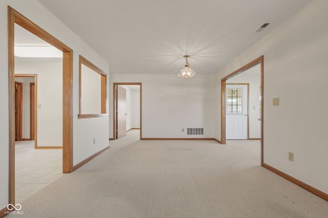 7947 Bentley Commons Drive, Indianapolis, IN 46259