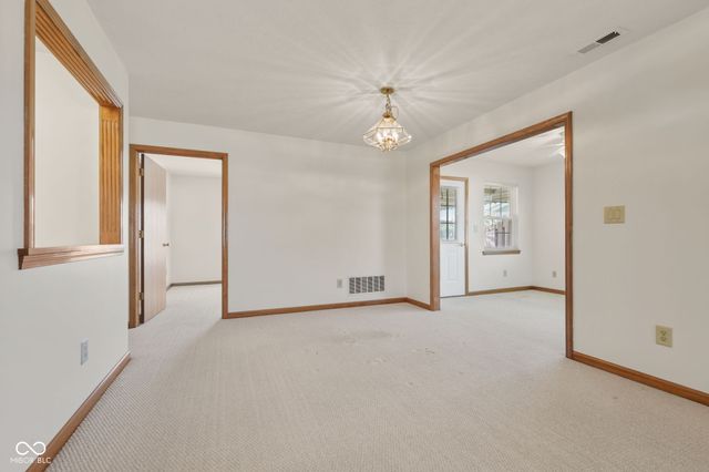 7947 Bentley Commons Drive, Indianapolis, IN 46259