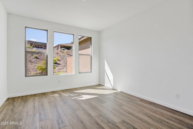 4053 DESERT MOON Drive, Wickenburg, AZ 85390