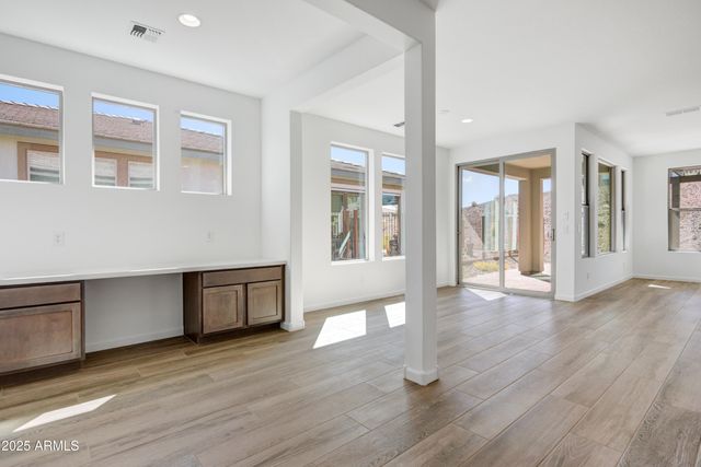 4053 DESERT MOON Drive, Wickenburg, AZ 85390