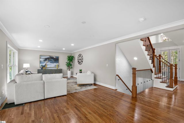 211 Gerald Drive, Simpsonville, SC 29681