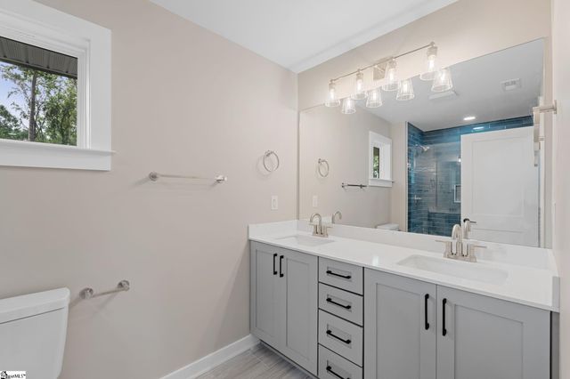 211 Gerald Drive, Simpsonville, SC 29681