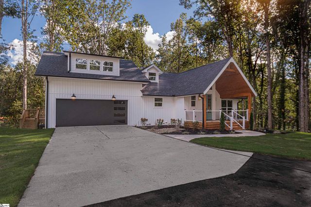 211 Gerald Drive, Simpsonville, SC 29681