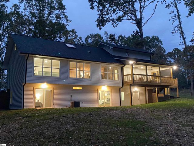 211 Gerald Drive, Simpsonville, SC 29681