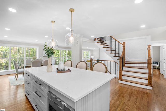 211 Gerald Drive, Simpsonville, SC 29681