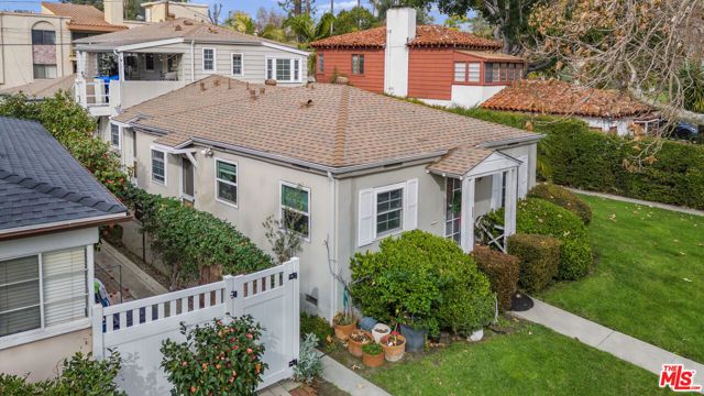 2907 W Riverside Drive, Burbank, CA 91505