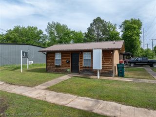 137 1st Street, Booneville, AR 72927