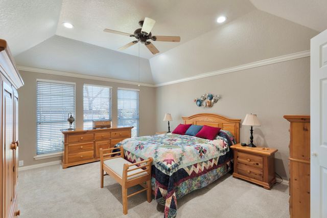 9321 S Longwood Drive, Granbury, TX 76049