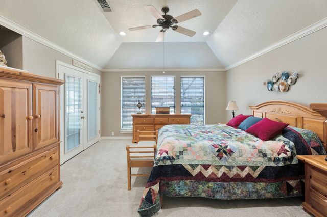 9321 S Longwood Drive, Granbury, TX 76049