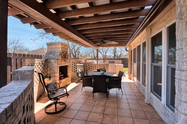 9321 S Longwood Drive, Granbury, TX 76049