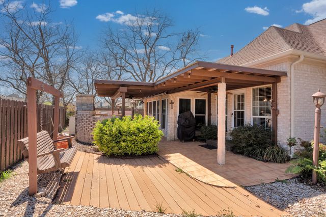 9321 S Longwood Drive, Granbury, TX 76049