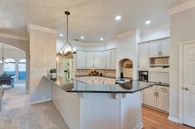 9321 S Longwood Drive, Granbury, TX 76049