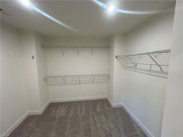 1433 Wharf Hill DR, Smithfield, VA 23430