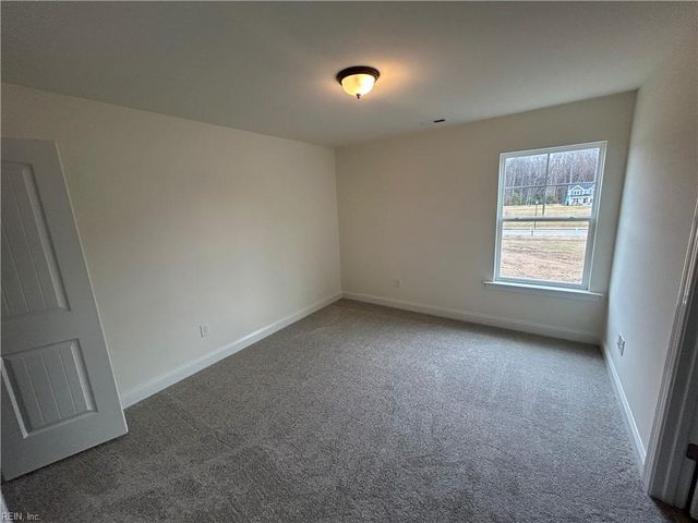 1433 Wharf Hill DR, Smithfield, VA 23430