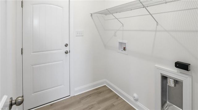 1433 Wharf Hill DR, Smithfield, VA 23430