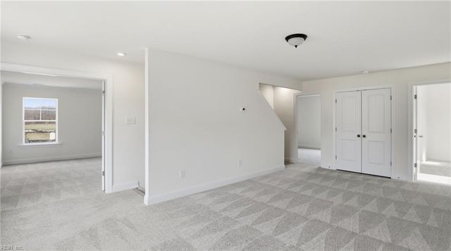 1433 Wharf Hill DR, Smithfield, VA 23430