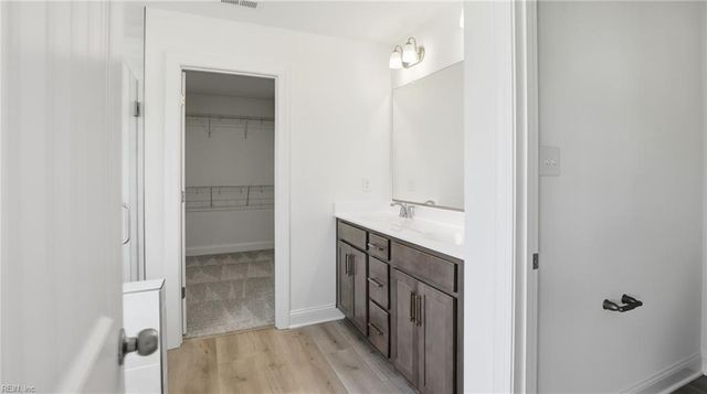 1433 Wharf Hill DR, Smithfield, VA 23430