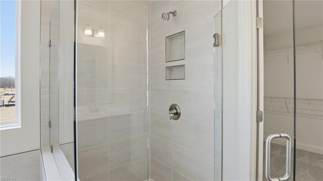 1433 Wharf Hill DR, Smithfield, VA 23430