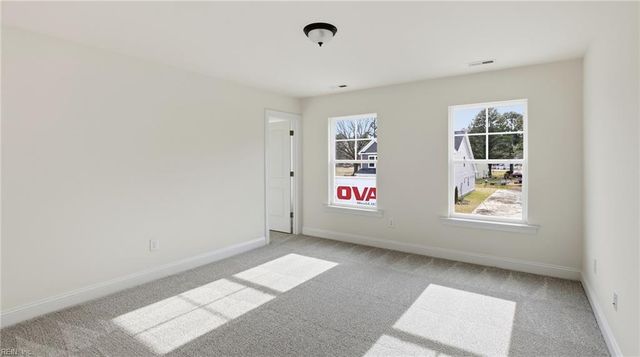 1433 Wharf Hill DR, Smithfield, VA 23430