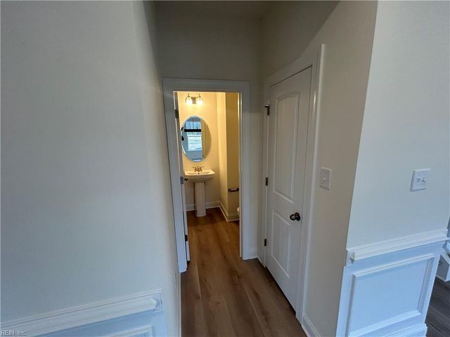 1433 Wharf Hill DR, Smithfield, VA 23430