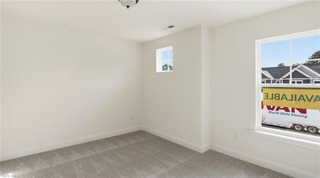 1433 Wharf Hill DR, Smithfield, VA 23430