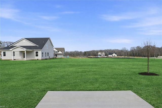 1433 Wharf Hill DR, Smithfield, VA 23430