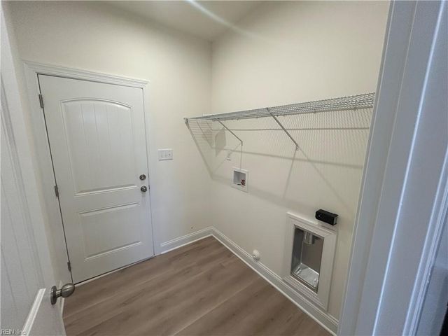 1433 Wharf Hill DR, Smithfield, VA 23430