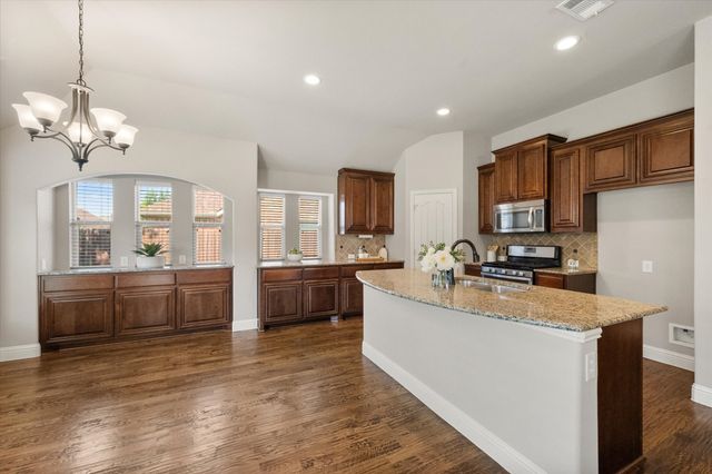 4206 Poppy Drive, Mansfield, TX 76063