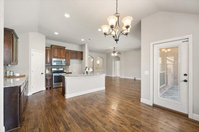 4206 Poppy Drive, Mansfield, TX 76063