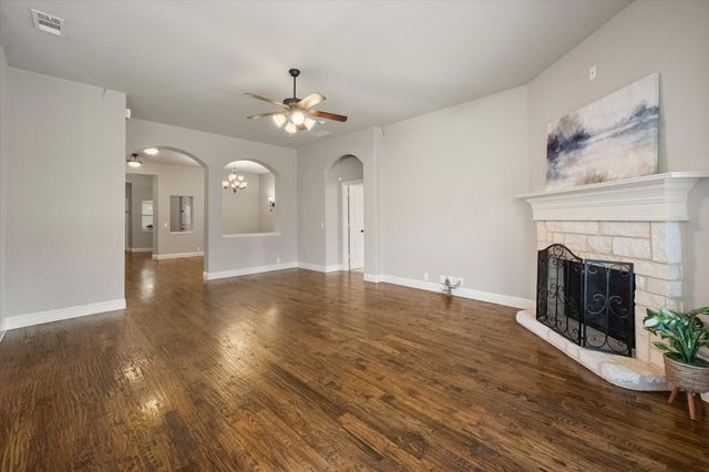 4206 Poppy Drive, Mansfield, TX 76063