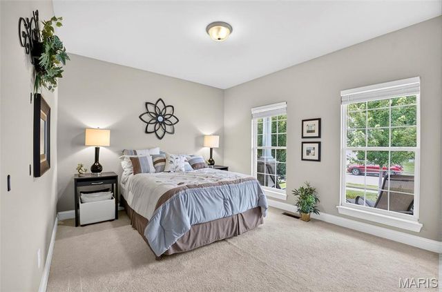 240 Carlton Point Drive, Wentzville, MO 63385